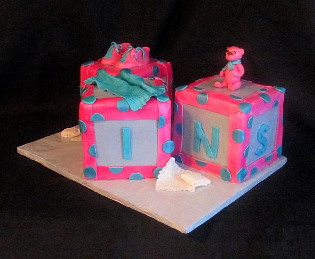 BabyBlocksCakeForTwinsRightSide