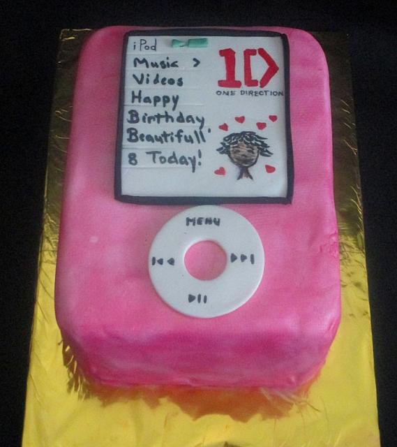 IPod Pink Fondant Cake View 1