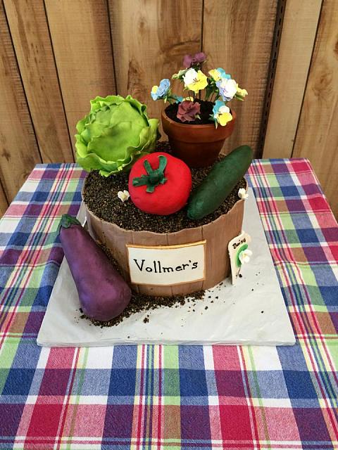 GardenThemeCakePictureFromCustomer