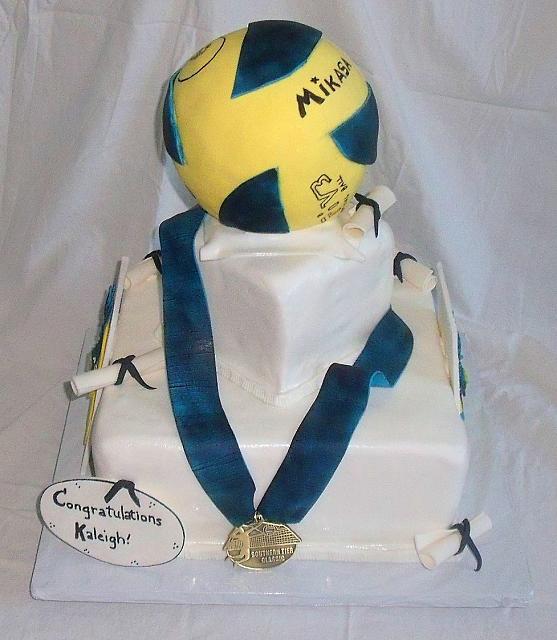 GraduationVolleyBallMedalCollegeEmblemCakeFront