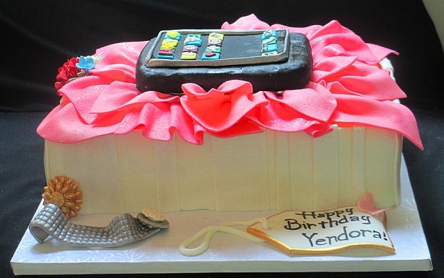 iPhonePresentFondantCakeSideView