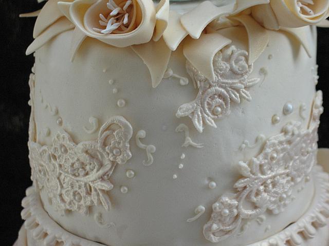 Edible Gumpaste Ivory Lace with Edible Pearls Closeup 2