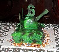 Army Military Tank Cake