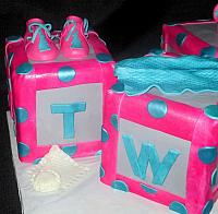 BabyBlocksCakeForTwinsCloseUp2