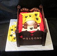 BabyCribCakeMickeyMouseThemeTopView