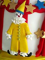 CircusYellowClownGumpasteCloseUp