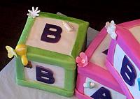 BabyBlocksCakeCloseUp1