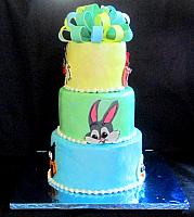 LooneyTunesCharactersTieredCakeBugsBunny