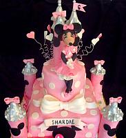 Minnie Mouse Gumpaste Figurine close up