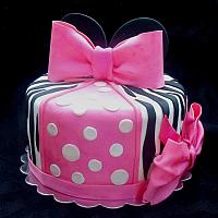 Minnie Mouse Theme Single Tiered Fondant Cake