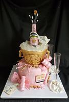 ChampagneThemeFondantCakeMain