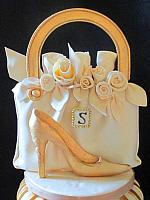 Edible Purse Is Fondant Covered Rice Krispy Treats And Two Dimensional Gumpaste Shoe