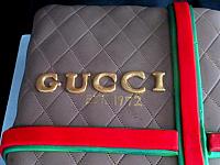 GucciPresentCakeTopWriting