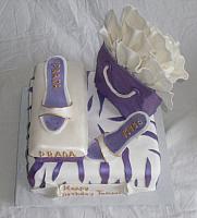 ShoeShoppingBagPurpleWhiteTopView