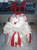 40th Anniversary Silver And Ruby Red Cake