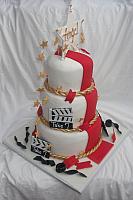 HollywoodRedCarpetMovieThemeCakeSide2