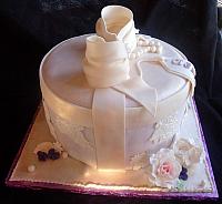 Victorian Themed Hat Box Fondant Cake side view