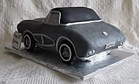 1962 Corvette Sports Car Cake rear