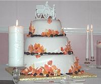 Fall Leaves Wedding Cake